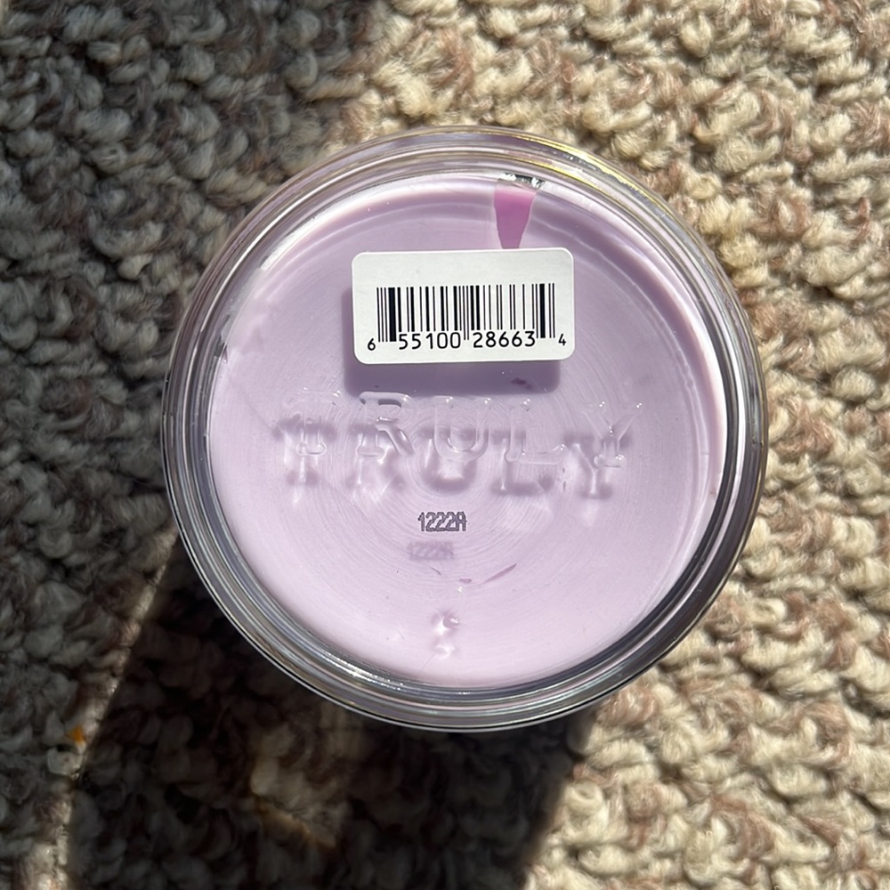 New Truly Glazed Donut Facial Glow Cream 90ml - Picture 7 of 8